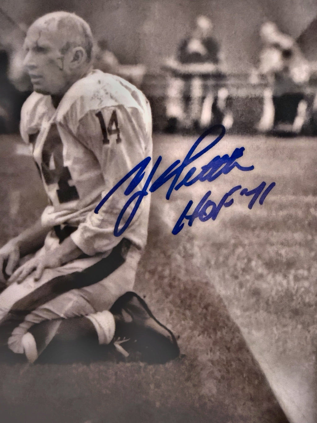 Y.A. Tittle Signed New York Giants 8.5x11 Photo – Leaf Authenticated