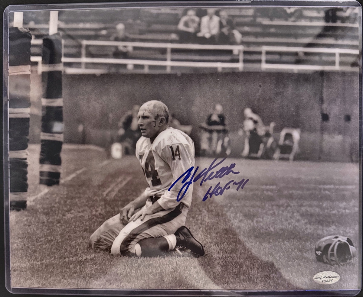 Y.A. Tittle Signed New York Giants 8.5x11 Photo – Leaf Authenticated